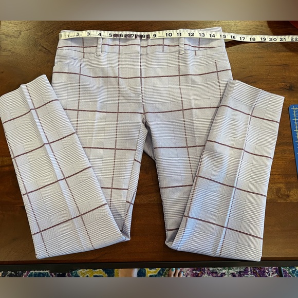 New York & Company stretch pants. Size 2 in lavender plaid with maroon accent. - Picture 6 of 8